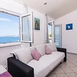 Apartment Lovric Trogir