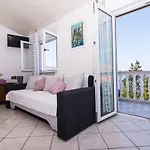 Lovric Trogir