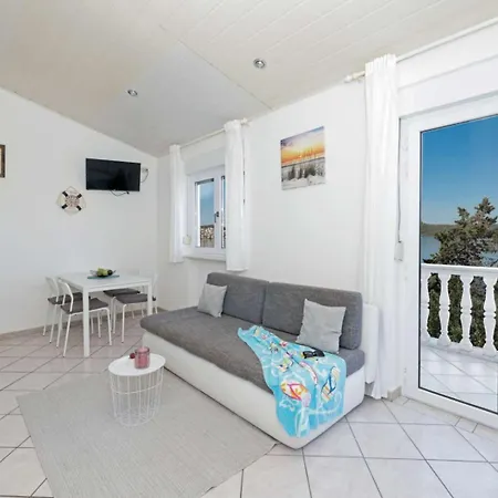 Lovric Apartamento Trogir