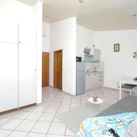 Lovric Apartamento *