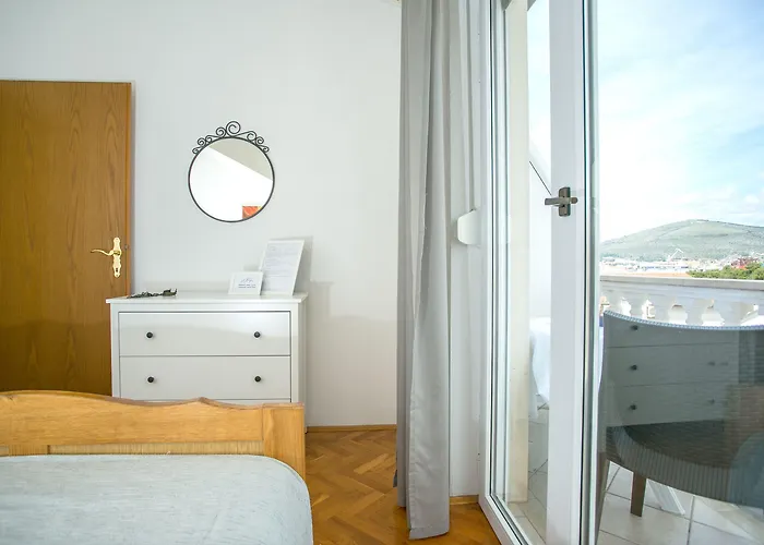 Lovric Apartman *