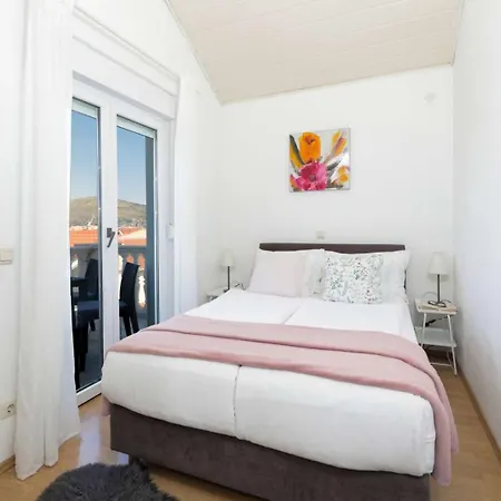 Lovric Apartment *