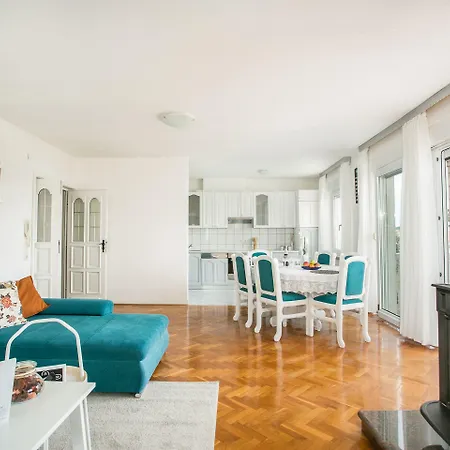 Appartement Lovric *
